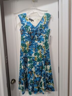 Jones New York Blue & Green Floral V-Neck Midi Dress